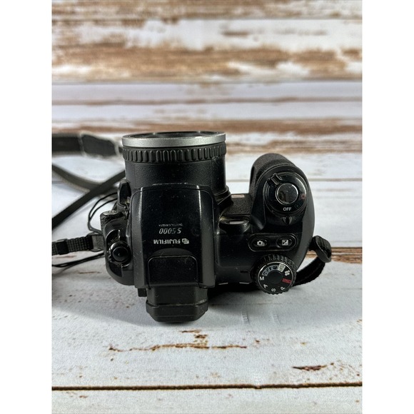 FujiFilm FinePix S5000 3.1MP Digital Camera 10x Optical Zoom Parts or Repair - Picture 4 of 6